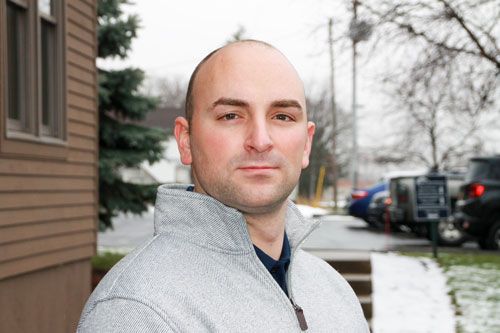 Bardenett Joins Syracuse Sales Counter